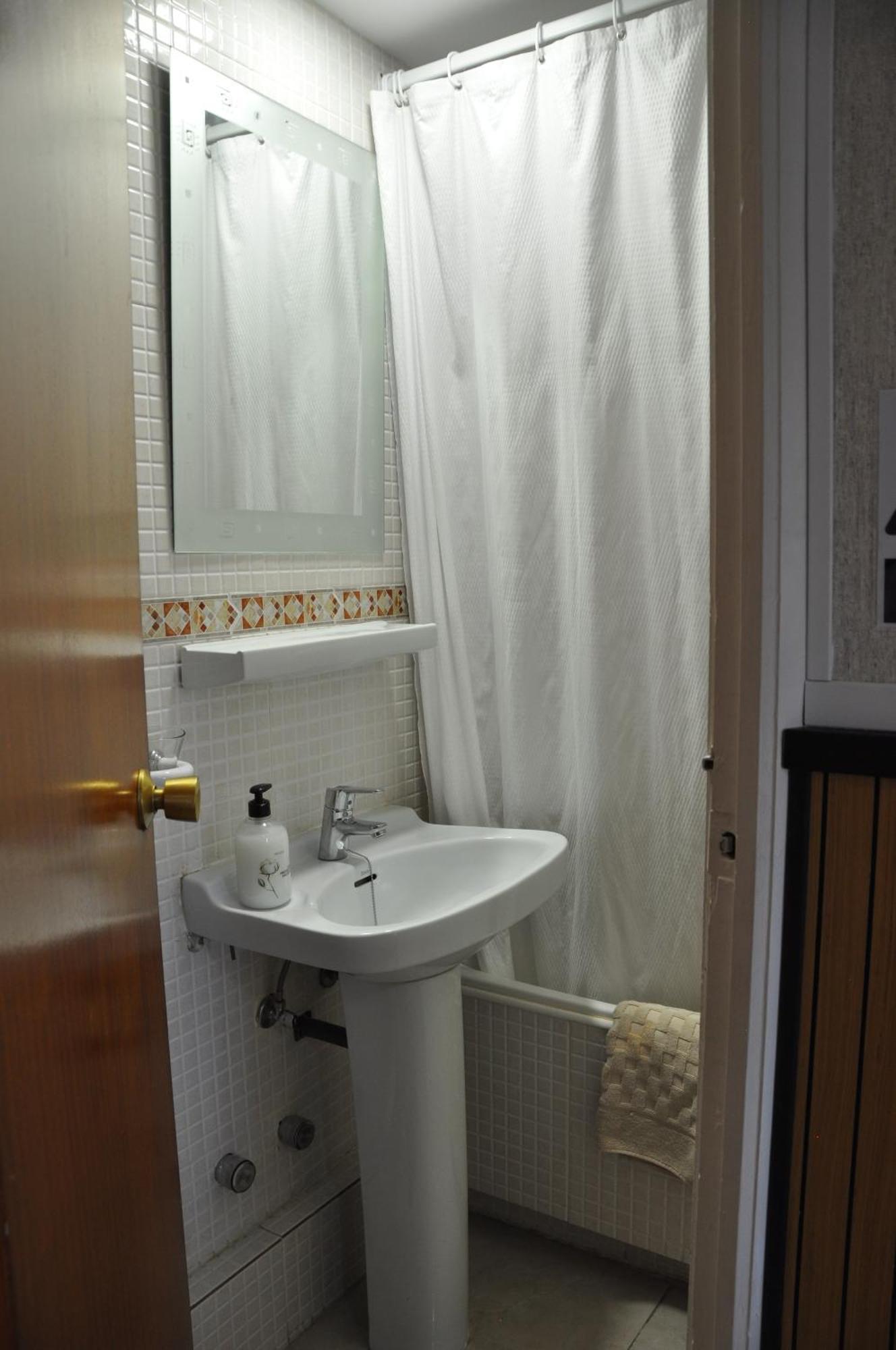 Hostal Ramon Y Cajal Valladolid Exterior photo